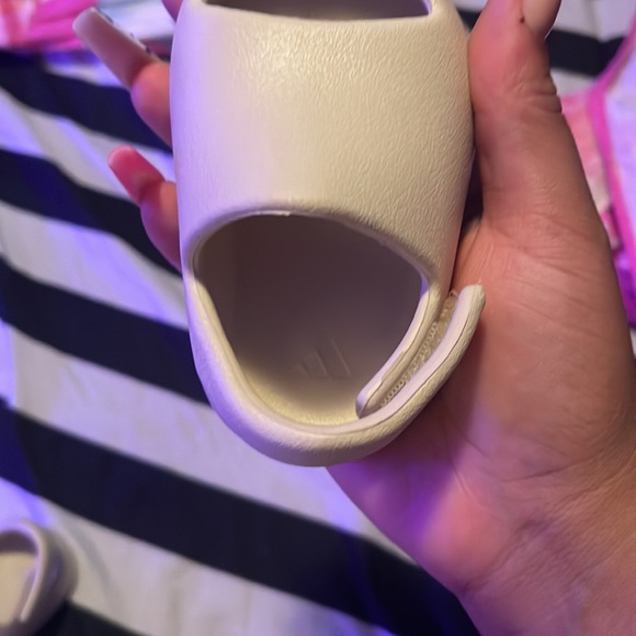 3c yeezy AUTHENTIC Slides for toddler - Picture 3 of 4